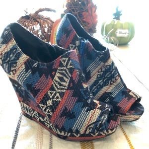Quipid Brand Wedges